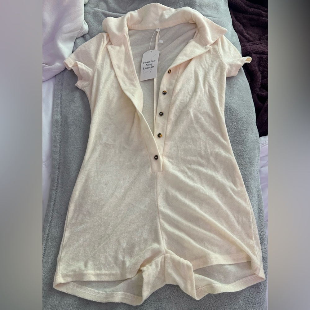 Cream Body Suit Size Small